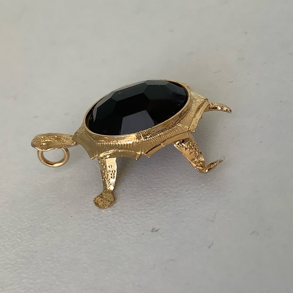 🐢New vintage turtle pendant smoky topaz or obsidian